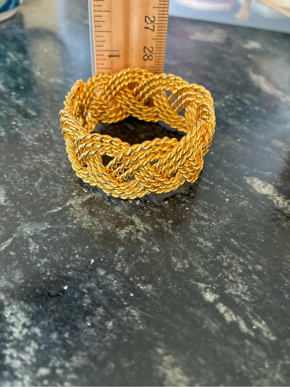 Gold Metal Napkin Rings Holder Set of 8 Twisted Braided Rope Design table decor